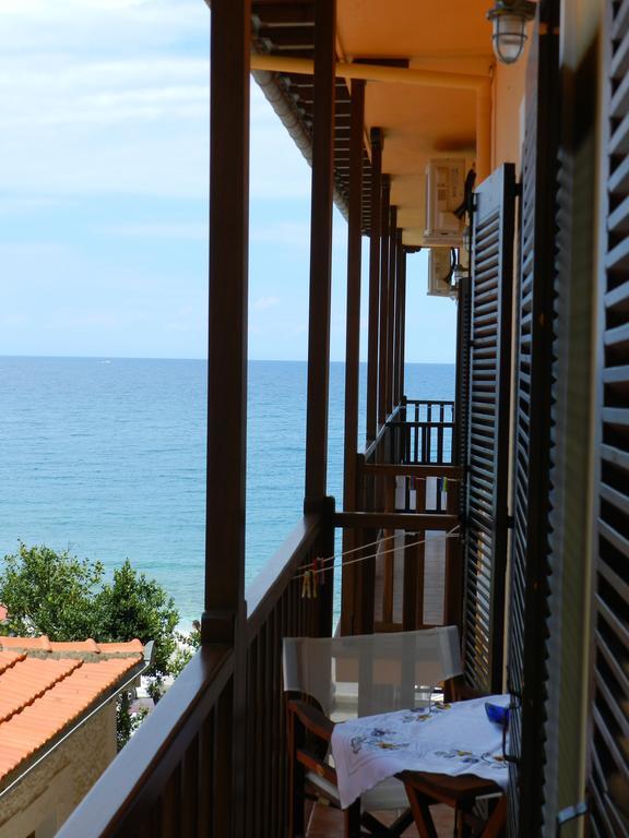 Amelia Beach Apartments Agios Ioannis  Kültér fotó